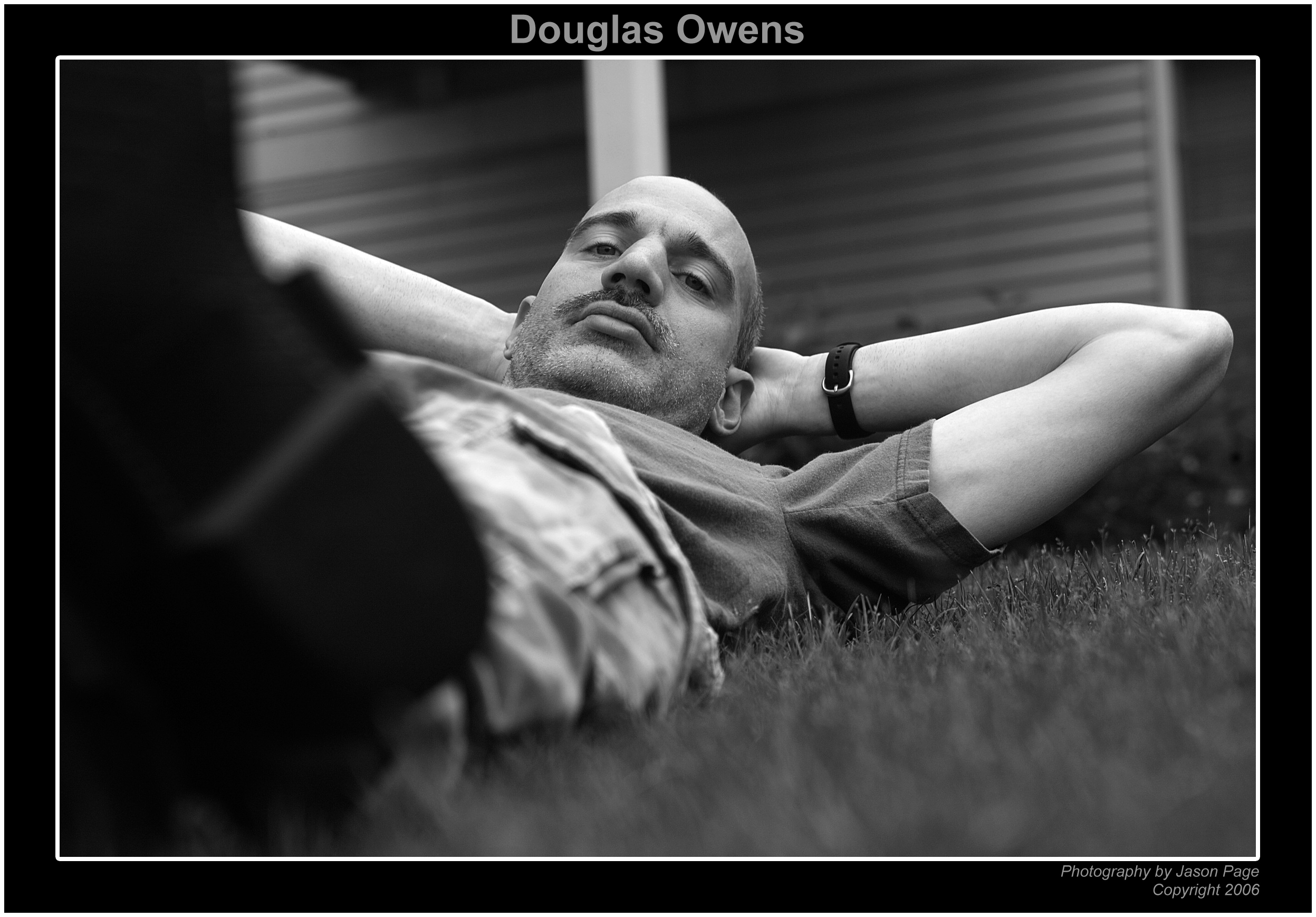 44281092.IMG01234bw copy.jpg